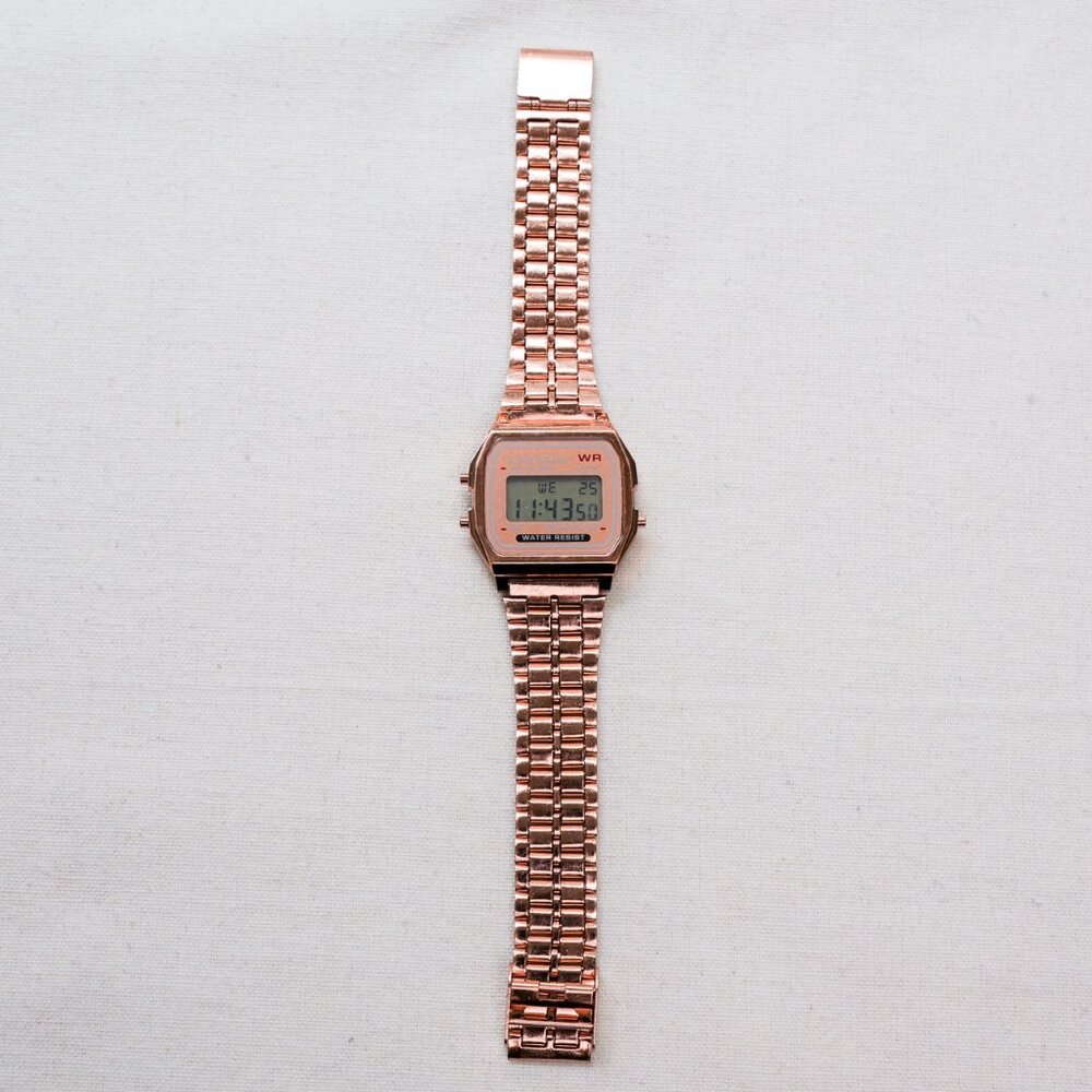 y2k rose gold stainless steel digital watch — pink 2000s retro style - Picture 2 of 12